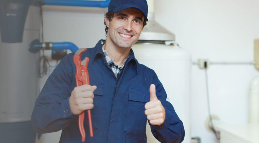 Local tankless water heater installation in Santa Fe, MO